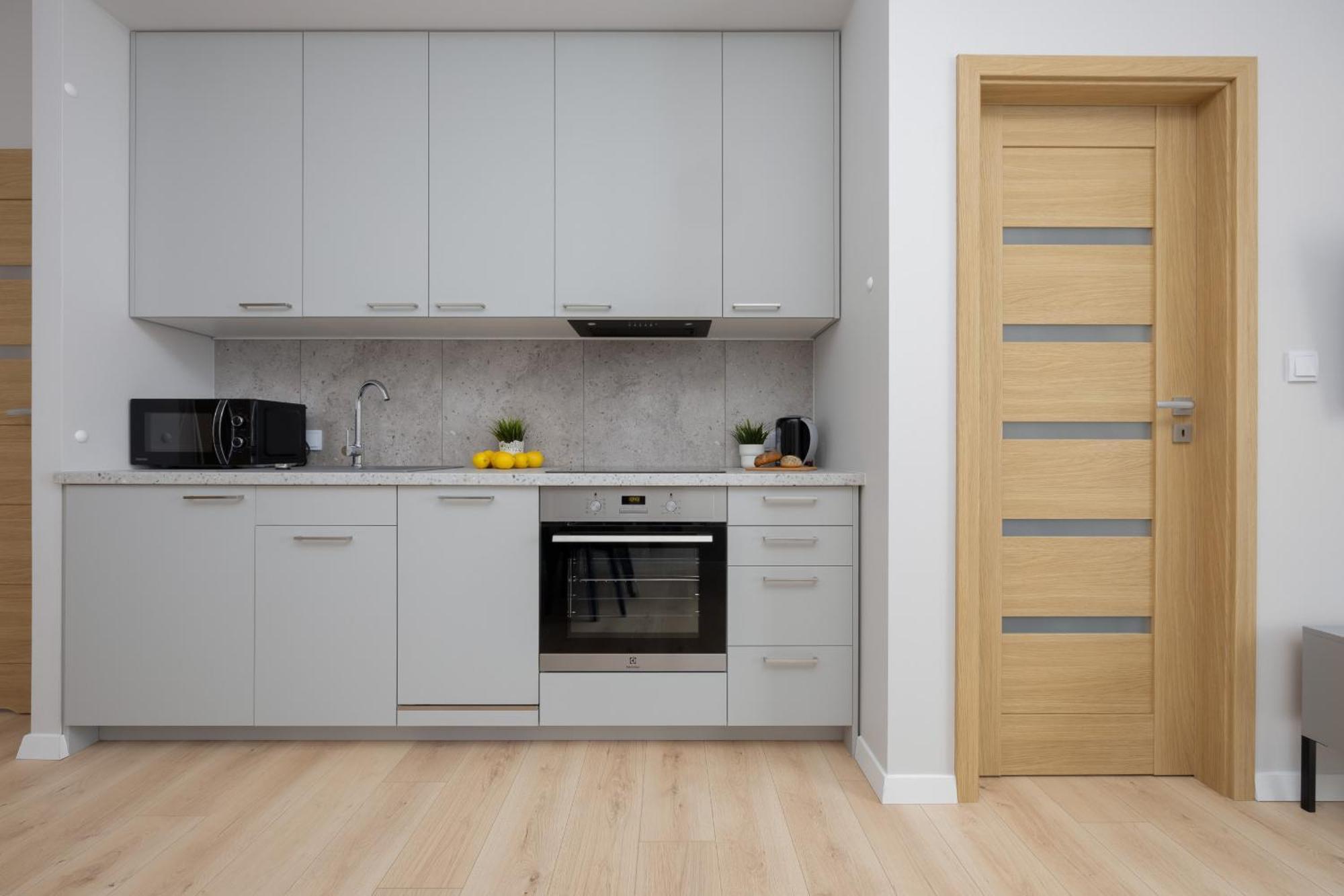 Stylish Apartments With Parking By Noclegi Renters Варшава Экстерьер фото
